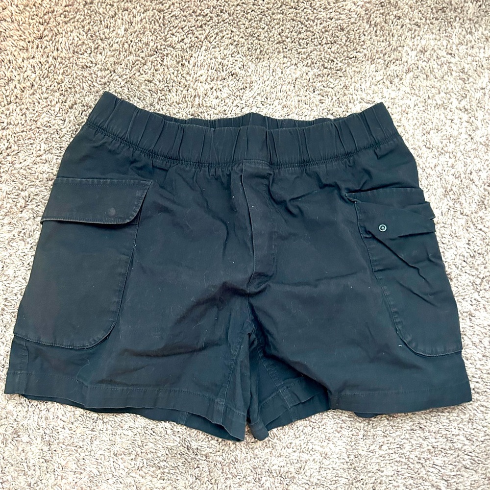 Gently used women’s hiking shorts - excellent condition from a great brand!
